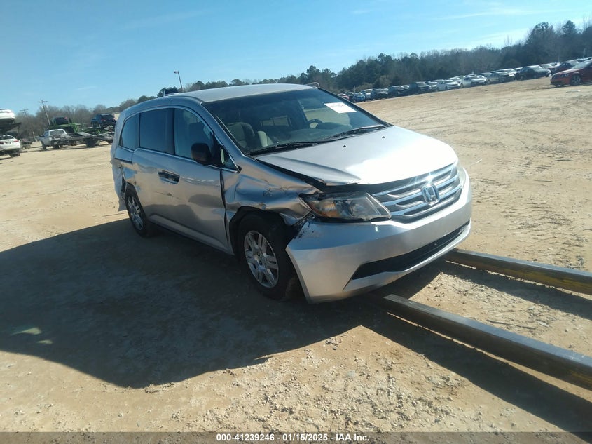 Vin: 5fnrl5h26db054217, lot: 41729580, honda odyssey lx 2013 img_1
