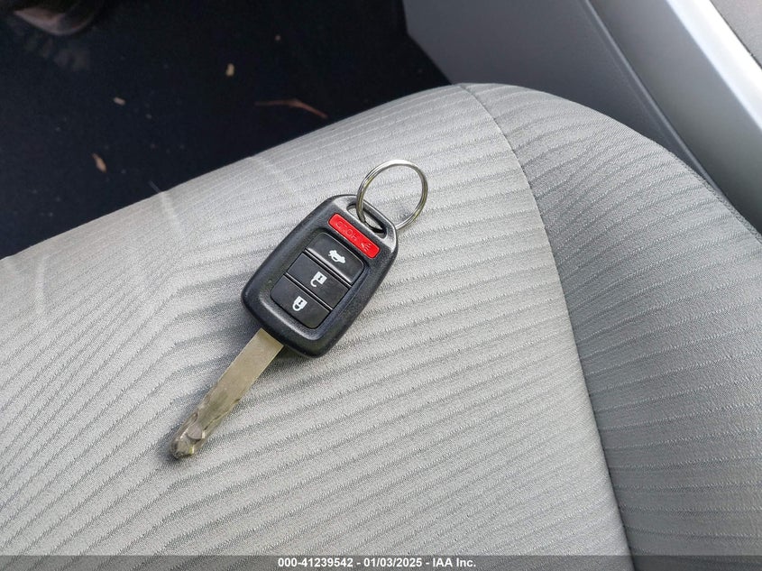 2015 HONDA ACCORD VIN: 1HGCR2F39FA063053