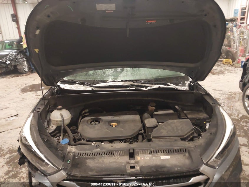 2017 HYUNDAI TUCSON SE - KM8J23A48HU547440