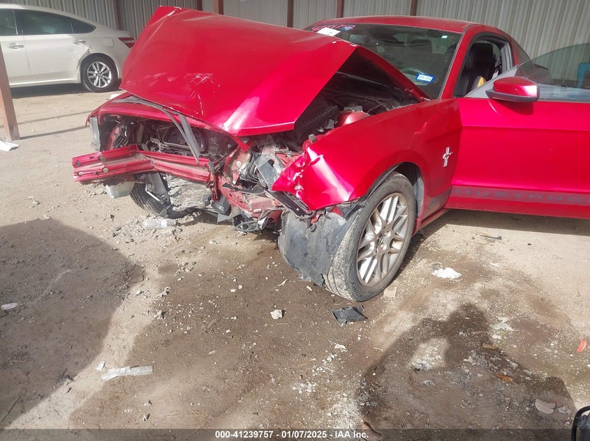 2013 FORD MUSTANG VIN: 1ZVBP8AM6D5279092