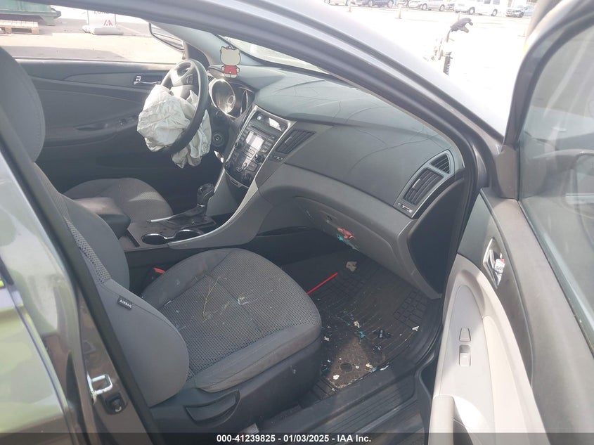 2012 HYUNDAI SONATA VIN: 5NPEB4AC6CH313951