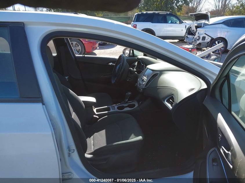 2017 CHEVROLET CRUZE VIN: 1G1BC5SM7H7231647