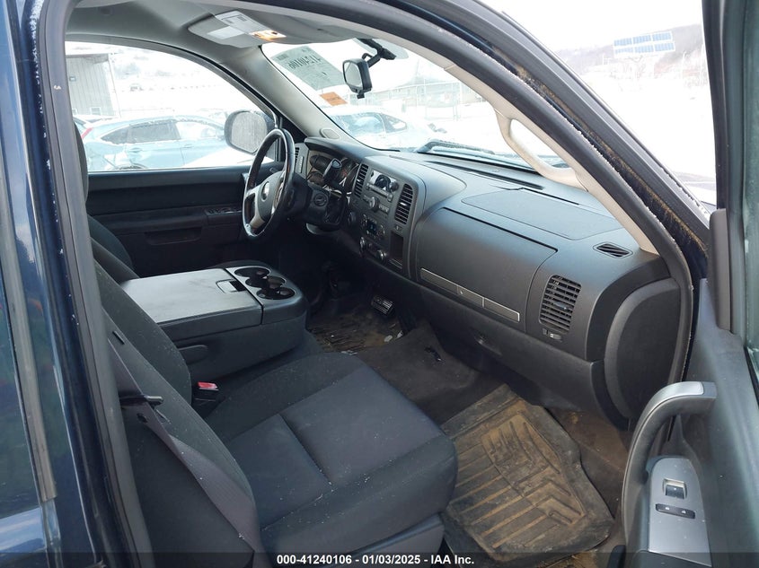 2011 CHEVROLET SILVERADO 1500 VIN: 3GCPKSE32BG274273