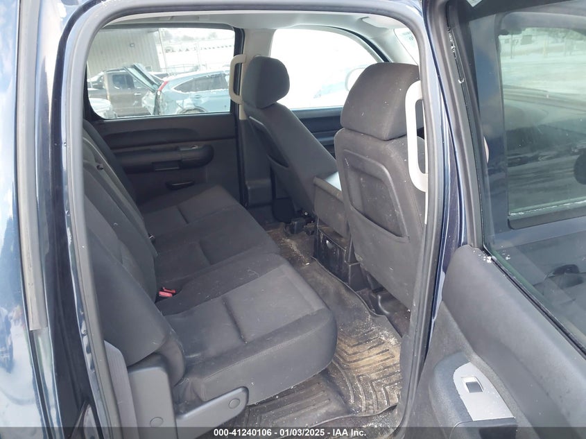 2011 CHEVROLET SILVERADO 1500 VIN: 3GCPKSE32BG274273