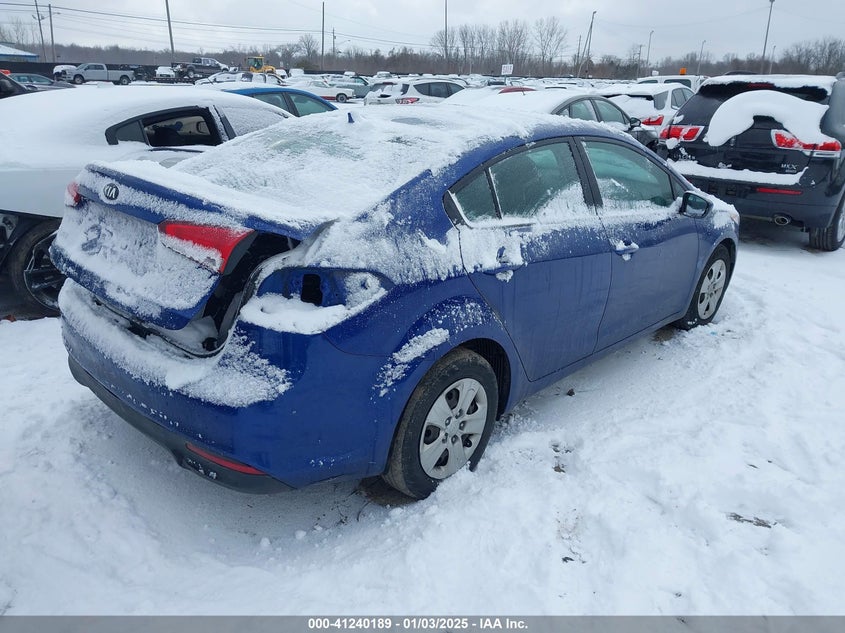 2017 KIA FORTE VIN: 3KPFK4A74HE145598