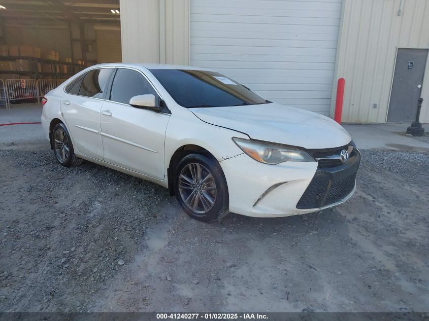 VIN 4T1BF1FK1GU162076 2016 Toyota Camry, SE no.1