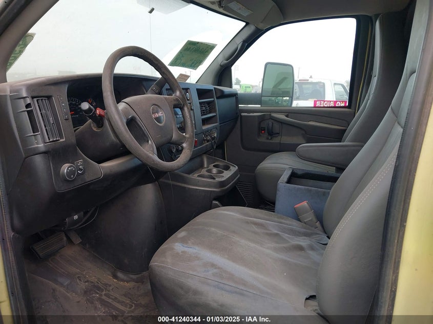 2014 GMC Savana Cutaway 4500 Series VIN: 1GD675CB7E1168666 Lot: 41240344