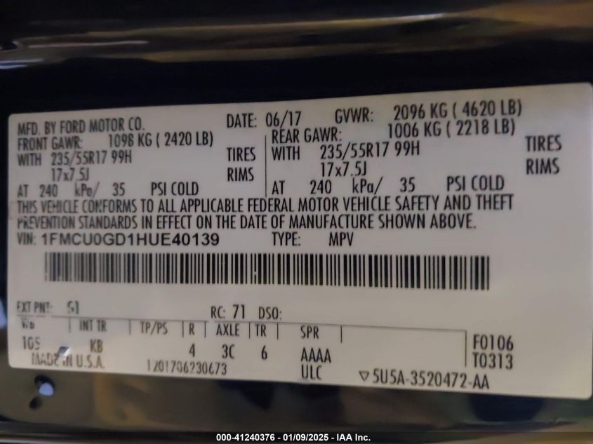 VIN 1FMCU0GD1HUE40139 2017 Ford Escape, SE no.9