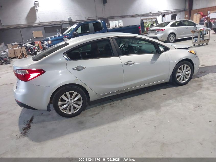 VIN KNAFX4A86E5097603 2014 KIA Forte, EX no.4