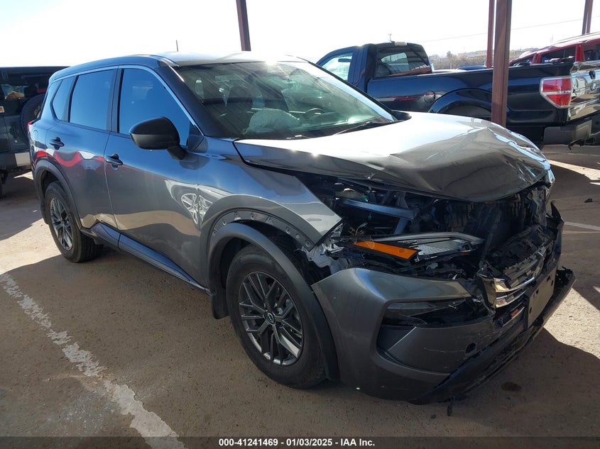 2024 NISSAN ROGUE  (VIN: 5N1BT3AA5RC692725)