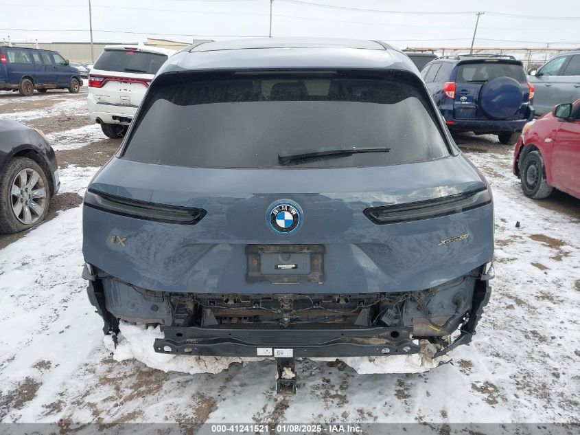 VIN WB523CF00PCM91070 2023 BMW IX, Xdrive50 no.16