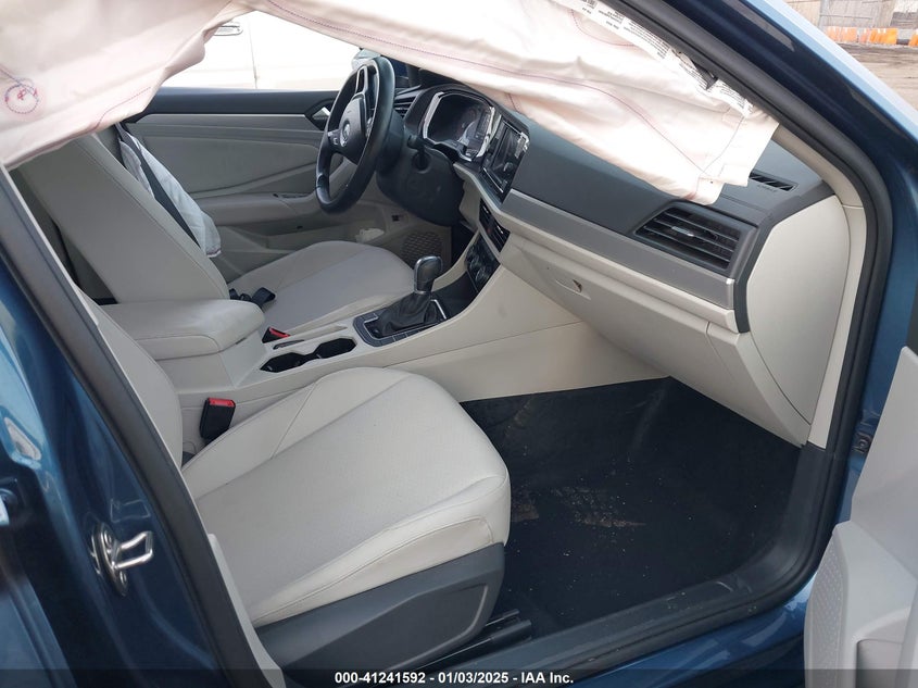 2019 VOLKSWAGEN JETTA VIN: 3VWCB7BU8KM142416