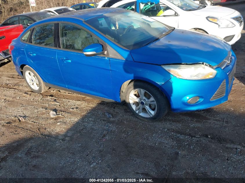 VIN 1FADP3F29EL403199 2014 FORD FOCUS no.1