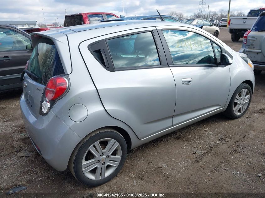 VIN KL8CD6S99FC715696 2015 CHEVROLET SPARK no.4