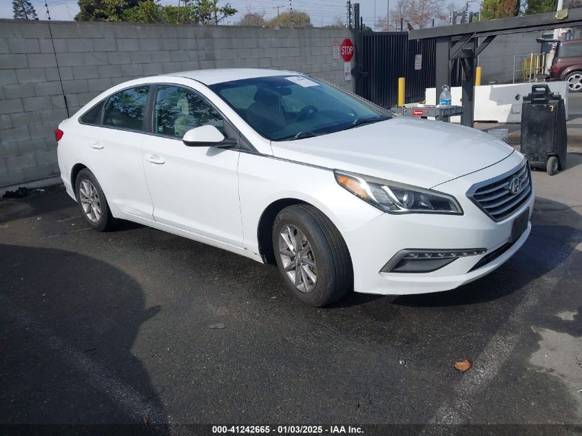 VIN 5NPE24AF3FH071344 2015 Hyundai Sonata, SE no.1