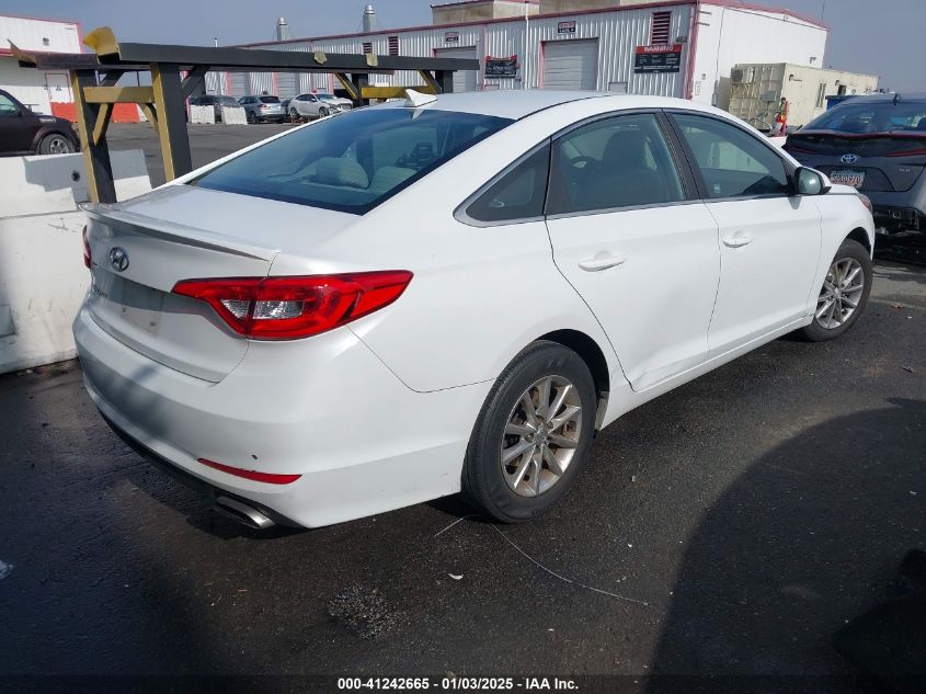 VIN 5NPE24AF3FH071344 2015 Hyundai Sonata, SE no.4