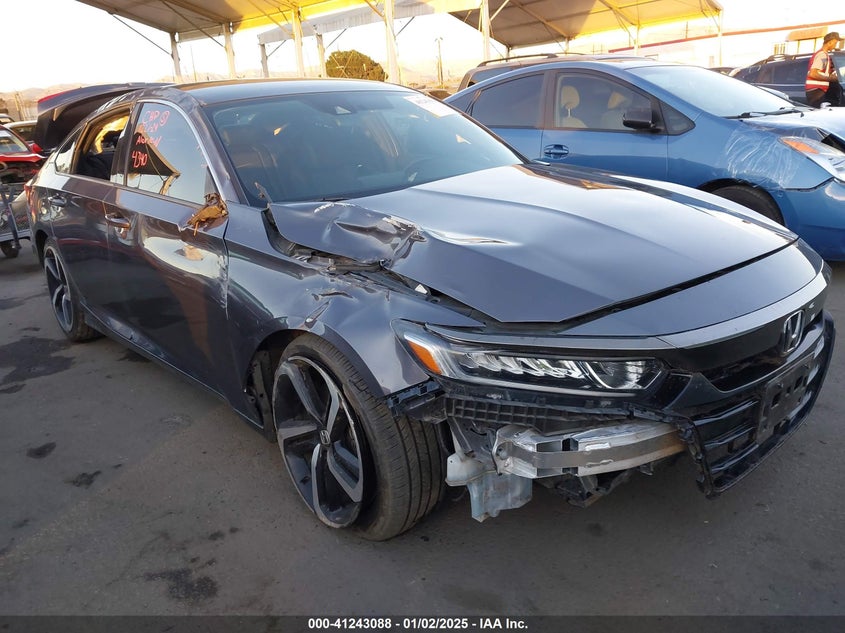 2018 HONDA ACCORD VIN: 1HGCV1E33JA184340