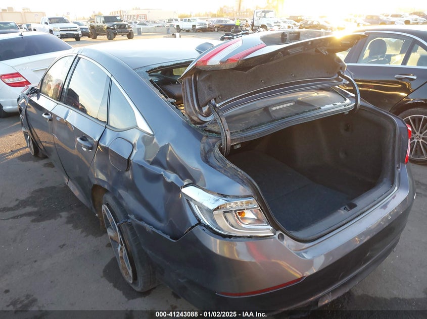 2018 HONDA ACCORD VIN: 1HGCV1E33JA184340