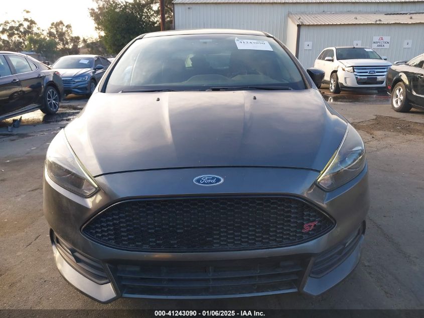 VIN 1FADP3L92JL230685 2018 FORD FOCUS ST no.13