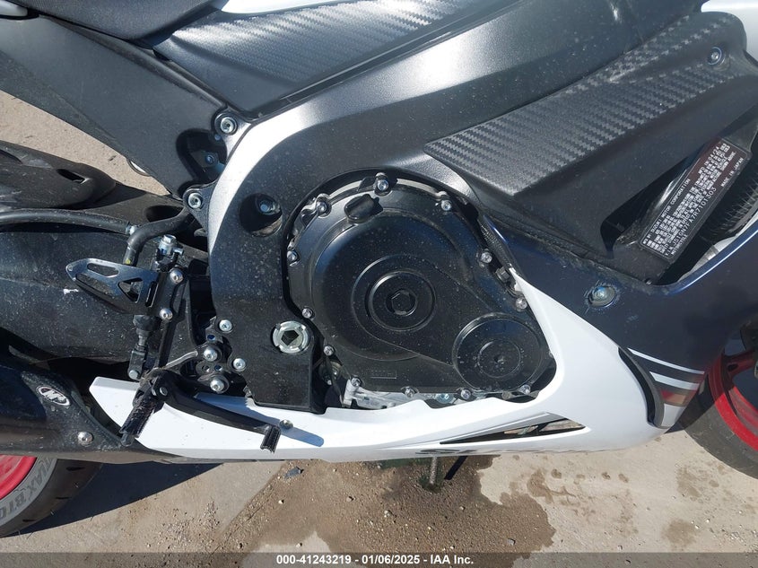 2024 SUZUKI GSX-R600 - JS1GN7FA7R7101303