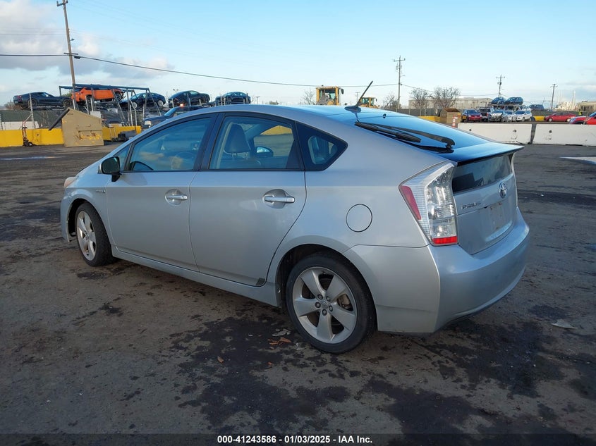 2010 TOYOTA PRIUS VIN: JTDKN3DU4A0123679