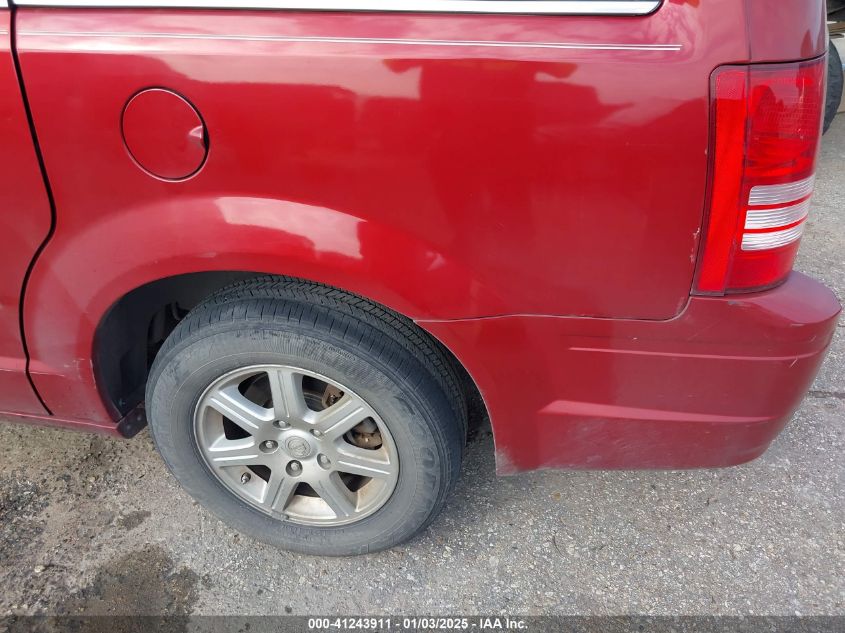 2010 Chrysler Town & Country Touring VIN: 2A4RR5D18AR250357 Lot: 41243911