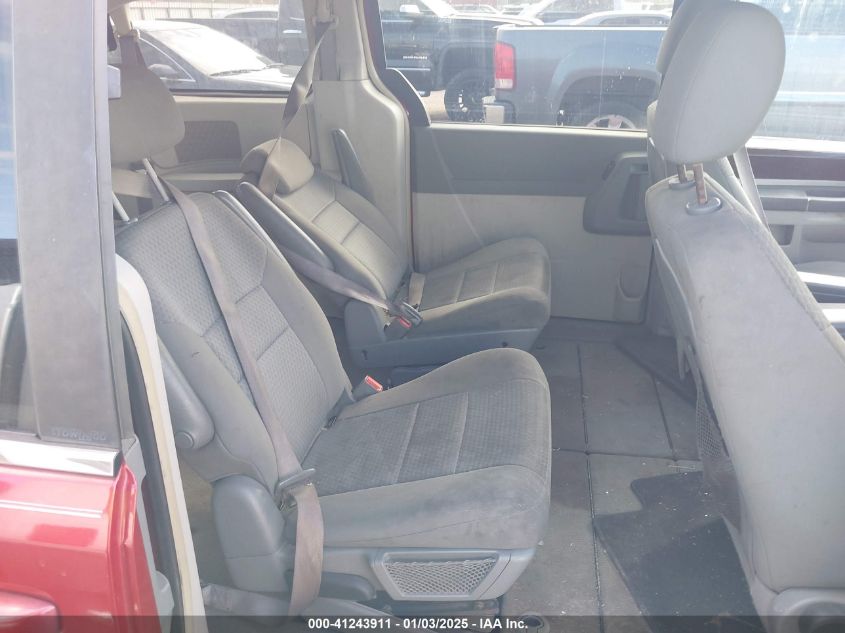 2010 Chrysler Town & Country Touring VIN: 2A4RR5D18AR250357 Lot: 41243911