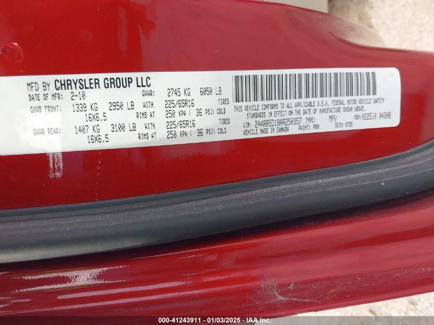 2010 Chrysler Town & Country Touring VIN: 2A4RR5D18AR250357 Lot: 41243911