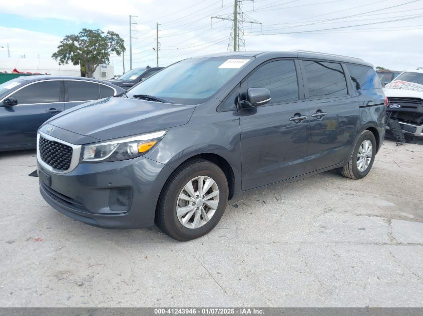 VIN KNDMB5C15H6314197 2017 KIA SEDONA no.2