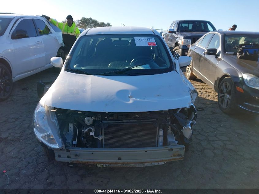 2017 Nissan Versa 1.6 S+ VIN: 3N1CN7AP4HL879992 Lot: 41244116