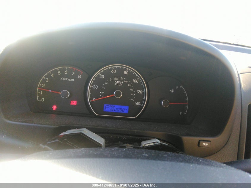 2010 HYUNDAI ELANTRA VIN: KMHDU4AD2AU936321