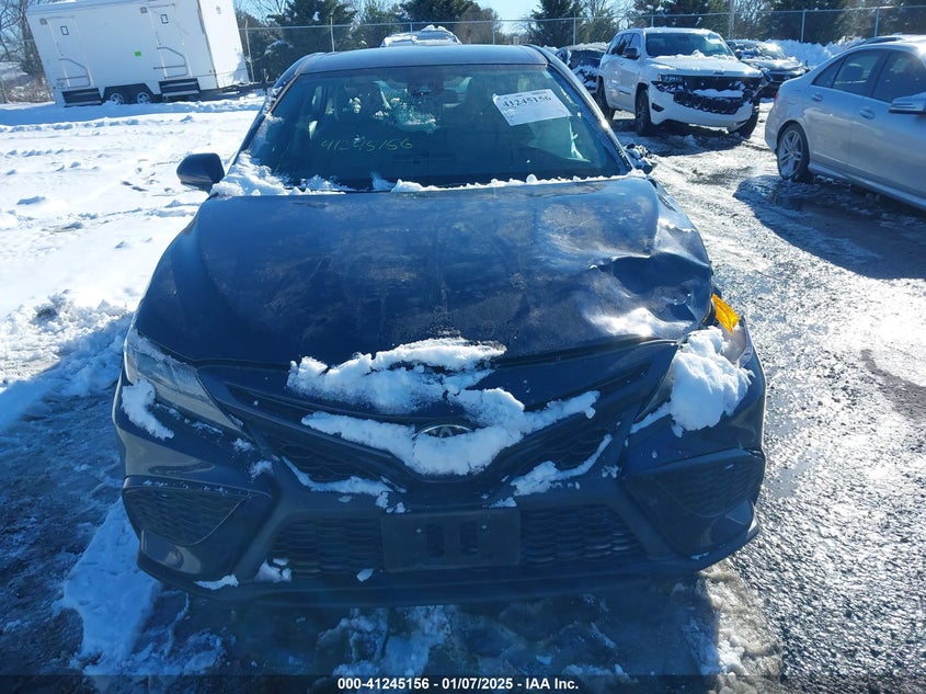 2022 TOYOTA CAMRY VIN: 4T1G11AK7NU637447