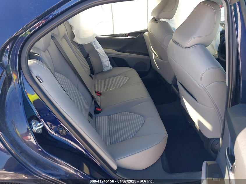 2022 TOYOTA CAMRY VIN: 4T1G11AK7NU637447