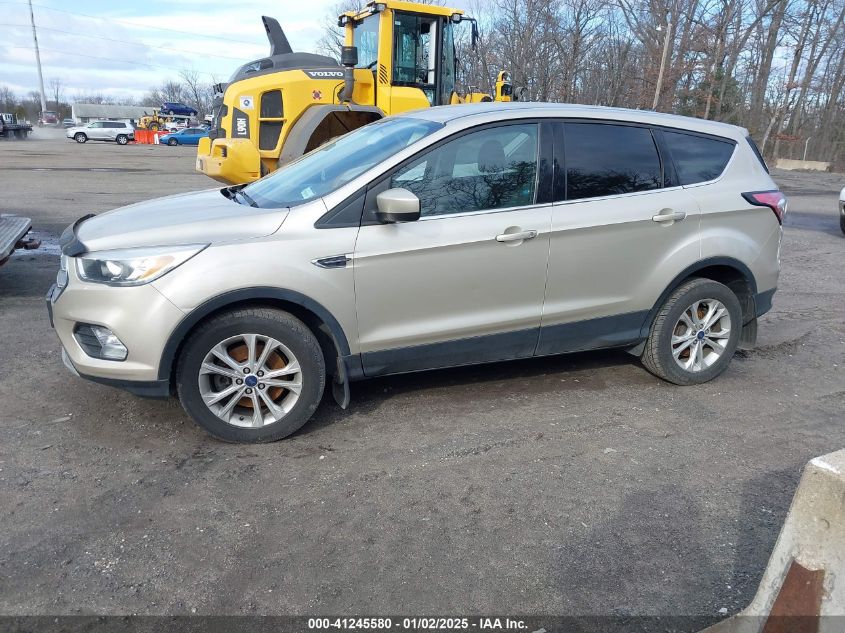 VIN 1FMCU9GDXHUC45600 2017 FORD ESCAPE no.14