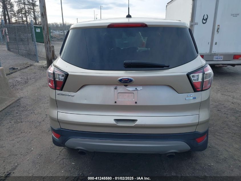 VIN 1FMCU9GDXHUC45600 2017 FORD ESCAPE no.16