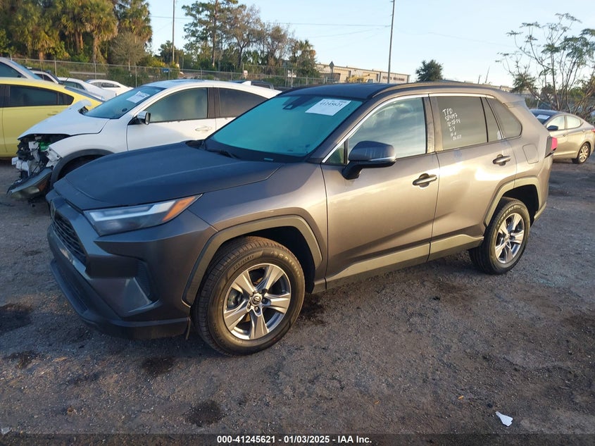 2022 TOYOTA RAV4 XLE - 2T3P1RFV8NC257978