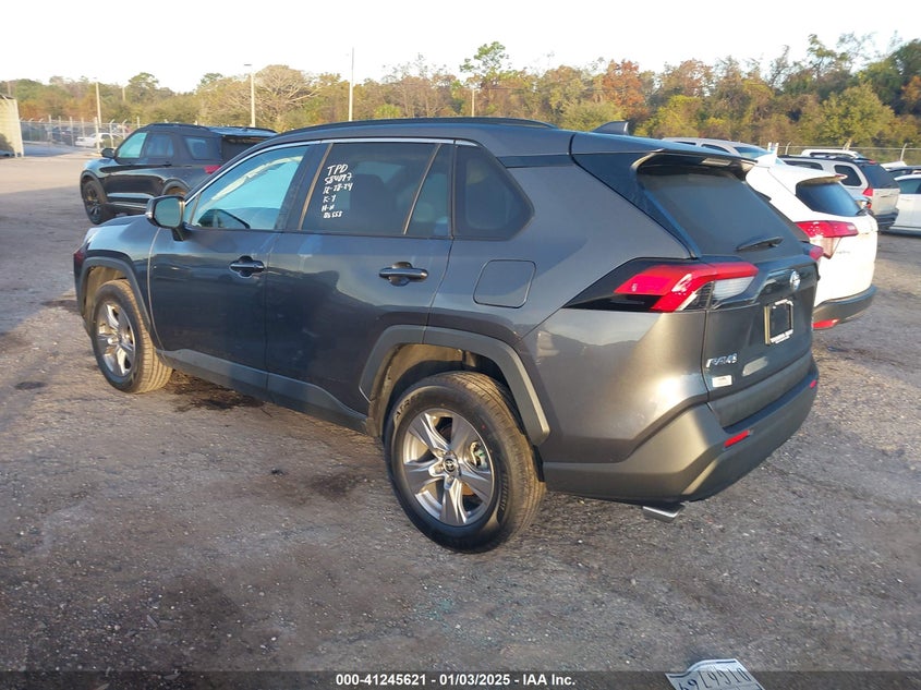 2022 TOYOTA RAV4 XLE - 2T3P1RFV8NC257978