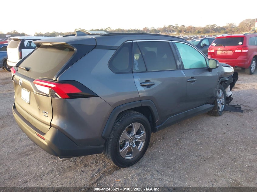 2022 TOYOTA RAV4 XLE - 2T3P1RFV8NC257978