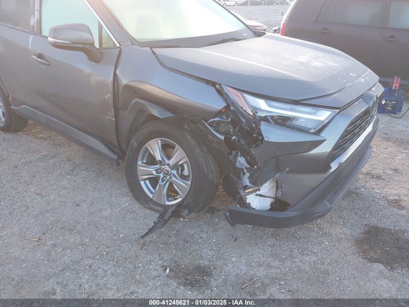 2022 TOYOTA RAV4 XLE - 2T3P1RFV8NC257978