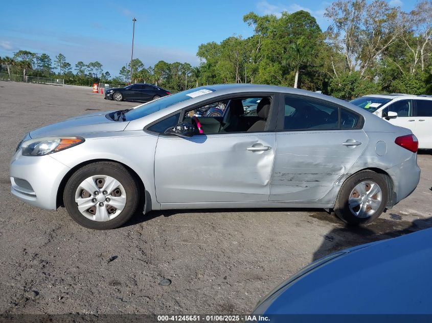 VIN KNAFK4A66G5601115 2016 KIA Forte, LX no.15