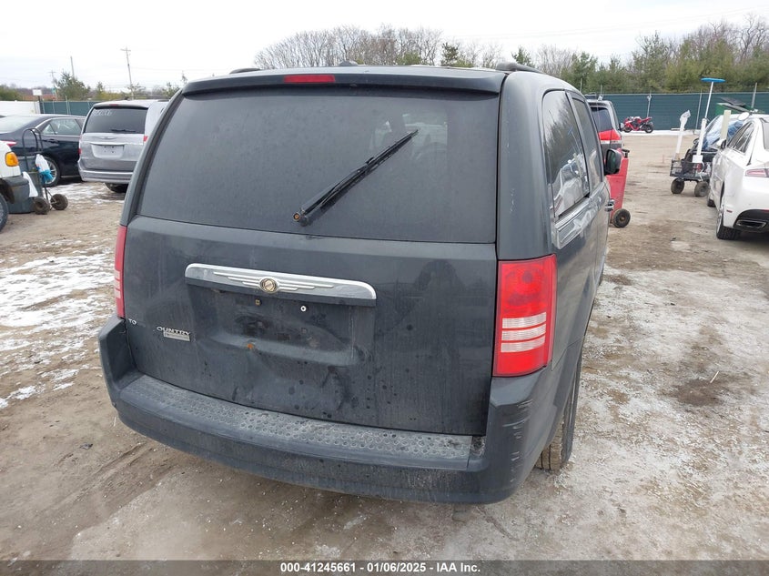 2008 CHRYSLER TOWN & COUNTRY VIN: 2A8HR54P68R736268