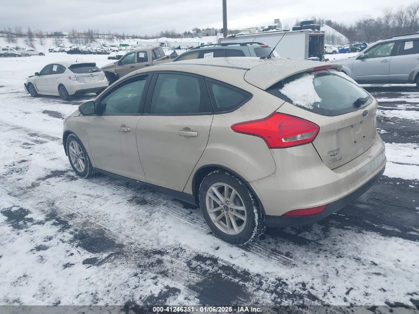 VIN 1FADP3K2XHL227256 2017 FORD FOCUS no.3