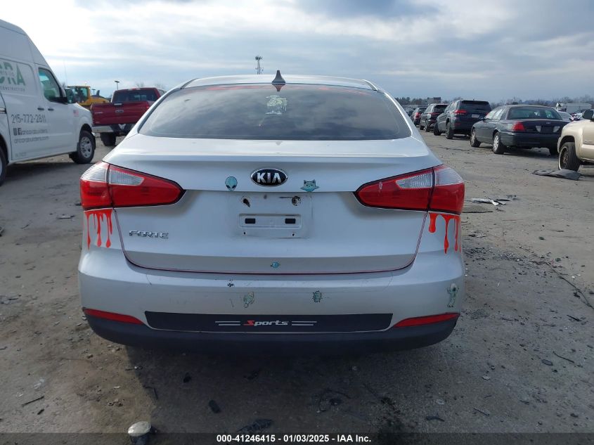 VIN KNAFX4A69E5147053 2014 KIA Forte, LX no.15