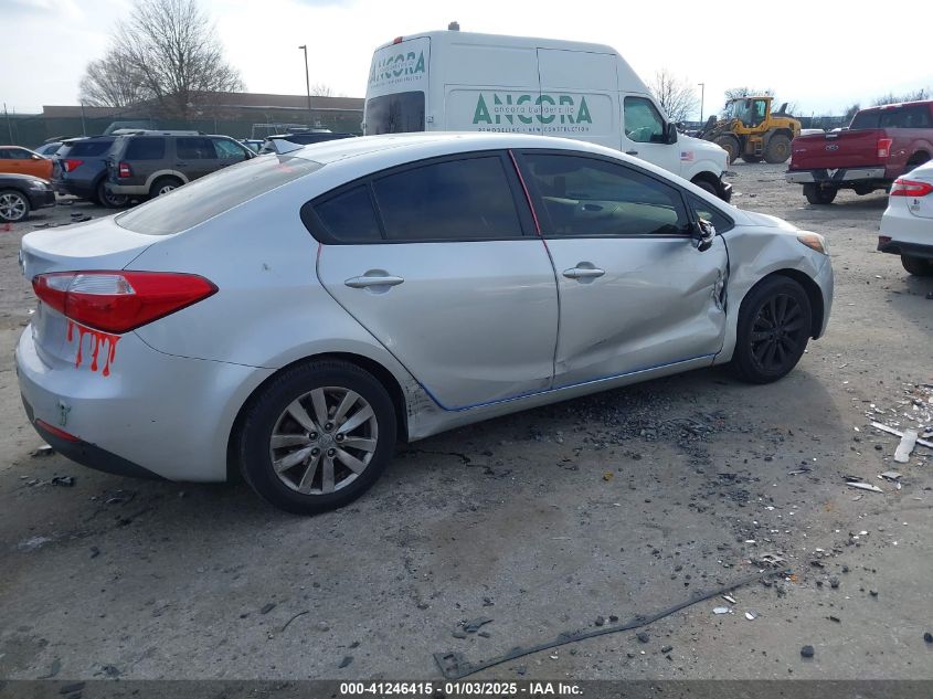 VIN KNAFX4A69E5147053 2014 KIA Forte, LX no.4