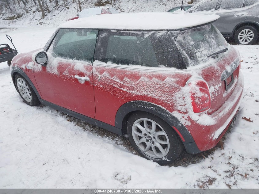 2016 MINI HARDTOP VIN: WMWXP7C54G2C61107