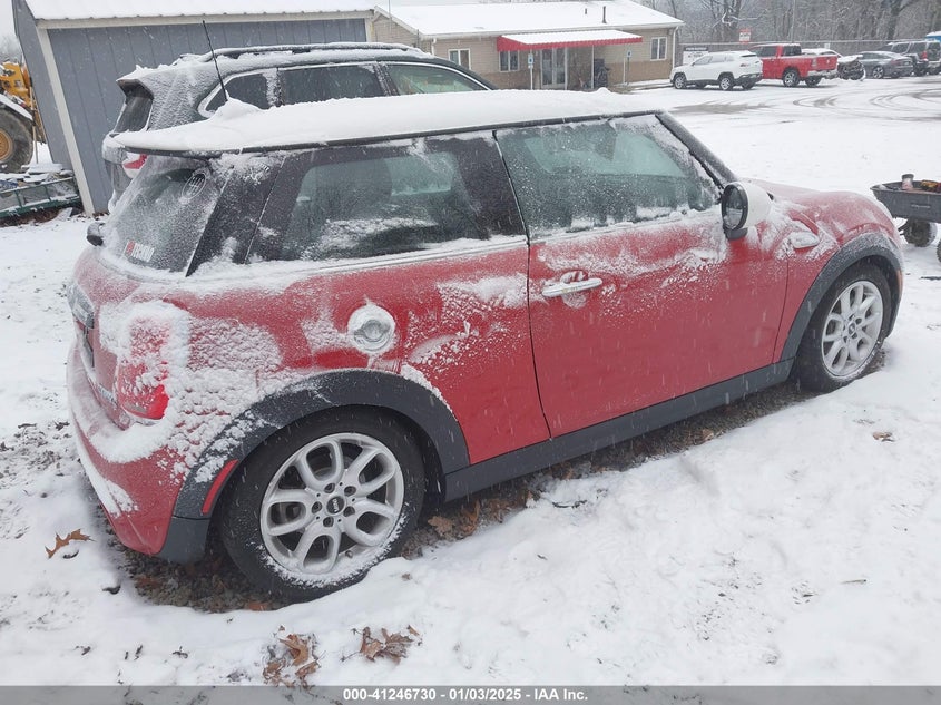 2016 MINI HARDTOP VIN: WMWXP7C54G2C61107