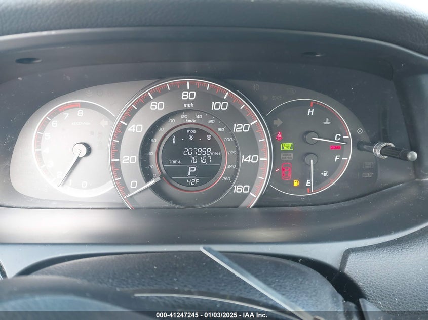2014 HONDA ACCORD VIN: 1HGCT1B7XEA003253