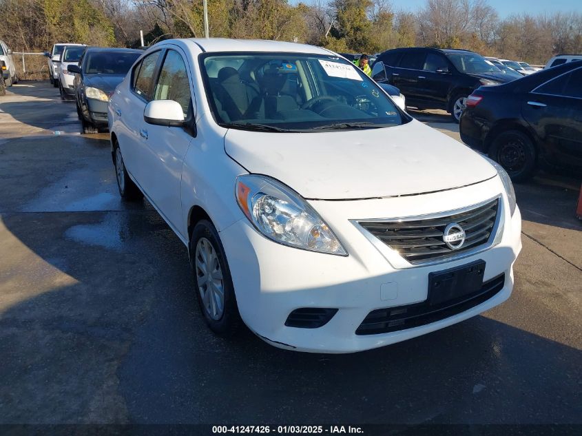 VIN 3N1CN7AP0DL875674 2013 Nissan Versa, 1.6 SV no.1