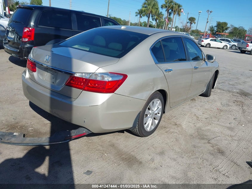 2013 HONDA ACCORD VIN: 1HGCR2F88DA237932