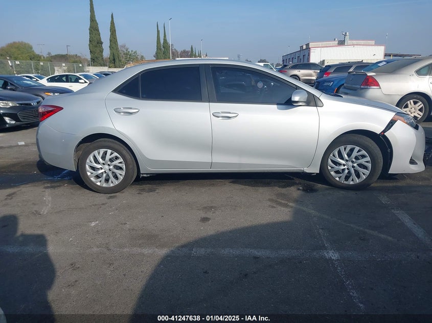 2018 TOYOTA COROLLA VIN: 5YFBURHE3JP781685
